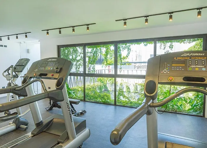 Vibrant Near 5th Avenue Apartamento *